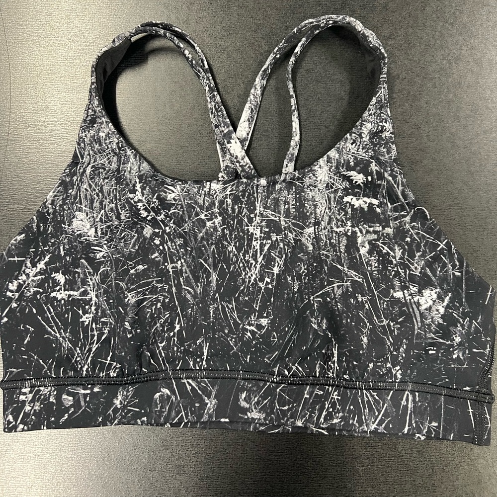 Lululemon sports bra